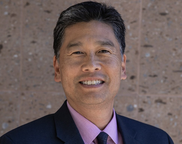 Dr. Ian Yamane